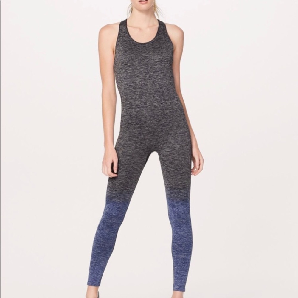 🍋 NWT- Lululemon Onesie sz.8